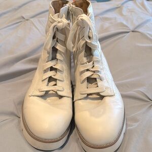 Vionic Comfort Comvat Boots Sz 9.5